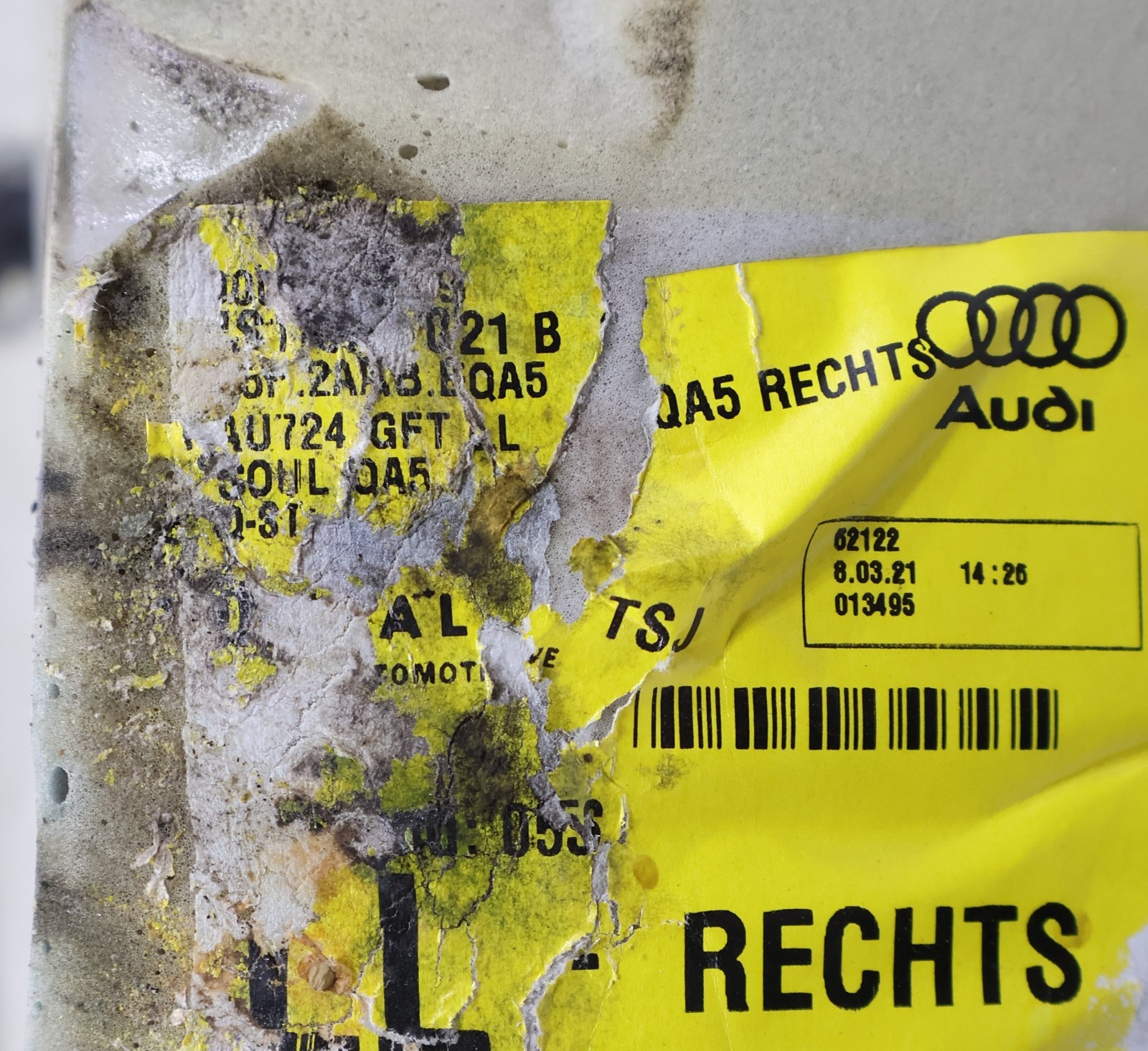 Audi R8 2021 RIGHT Floor mat P/N 14781