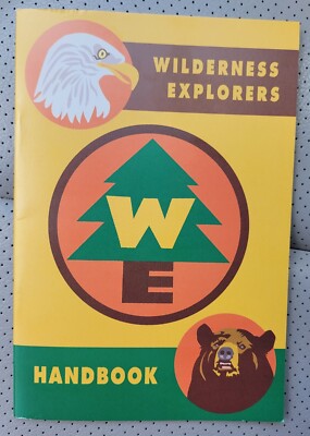 NEWEST version 0522 DISNEY ANIMAL KINGDOM WILDERNESS EXPLORER HANDBOOK latest 23