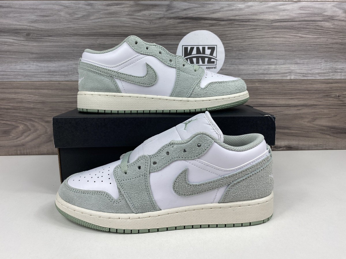 Nike Air Jordan 1 Low SE 'Seafoam' Sail White (FN9137 131 Nike Air Jordan 1 Low SE 'Seafoam' Sail White (FN9137 131