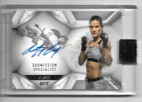 2020 Topps UFC Striking Signatures Submission Specialist Auto Cortney Casey /451