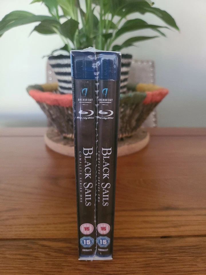 Black Sails ~ Series ~ 1 & 2 Blu-Ray ~ NEW SEALED ~ FREE POST - Image 2 of 4