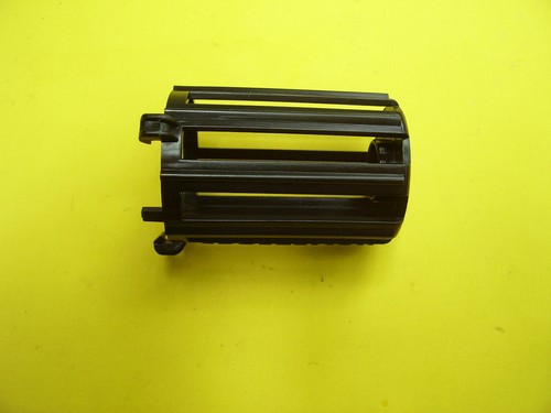 NEW GENUINE OEM TECUMSEH PART NUMBER 35065 AIR CLEANER COVER - Foto 4