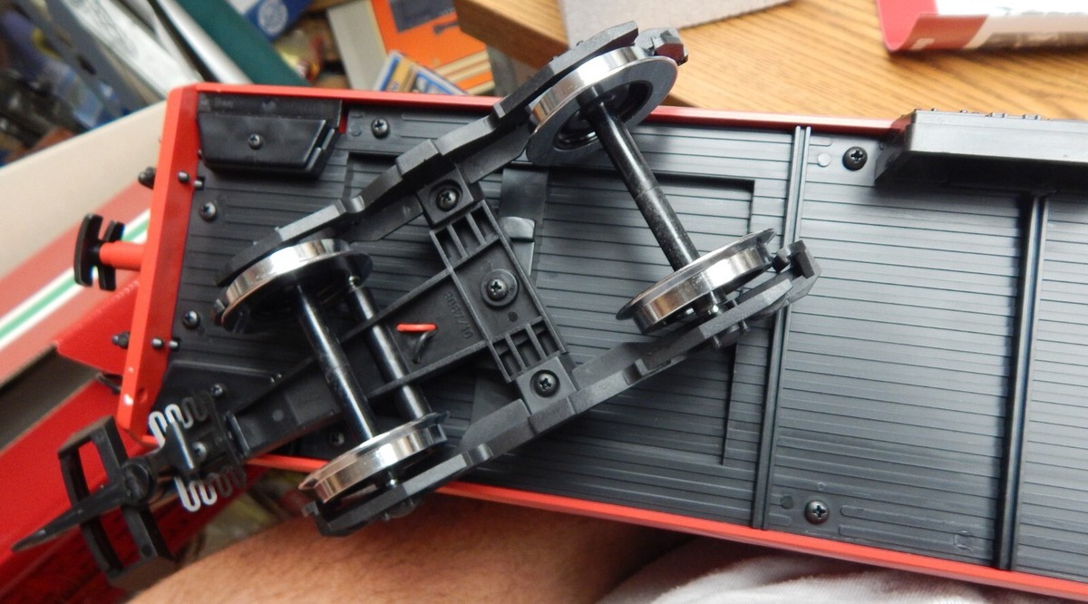 LGB 30680 RESTAURANT CAR W/LIGHTS CAR NIB W/CARDBOARD SLEEVE G