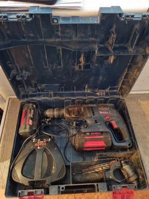 Bosch GBH 36 VF-LI 36V SDS+ Bohrhammer - 2 x Akkus & Ladegerät, Koffer 