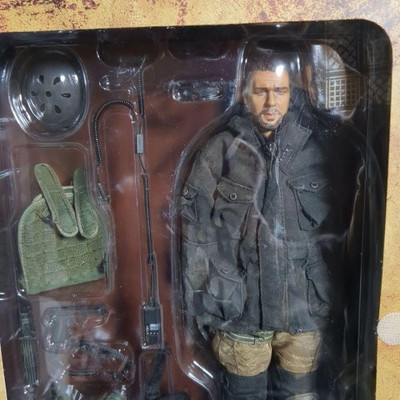 Hot Toys 1/6 U.S. NSW Forces Desert OPS Mk43 MOD1 Gunner