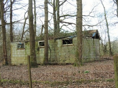Foto A2 Breeze Blockschuppen Sedlescombe Ein alter und scheinbar stillgelegter Schuppen c2016