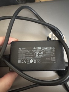 HP Laptop Netzteil 65W Original – Ladegerät – voll funktionsfähig