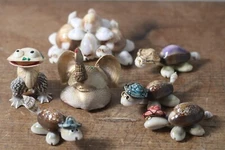 7 Vintage Frog Turtles & Elephant Seashell Souvenir Ocean Beach Sculptures 