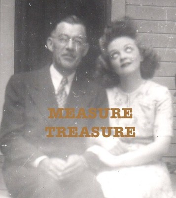 YIKES! VTG SPOOKY WHITE EYED LADY GHOSTLY UNUSUAL GREAT FOR HALLOWEEN PHOTO F43