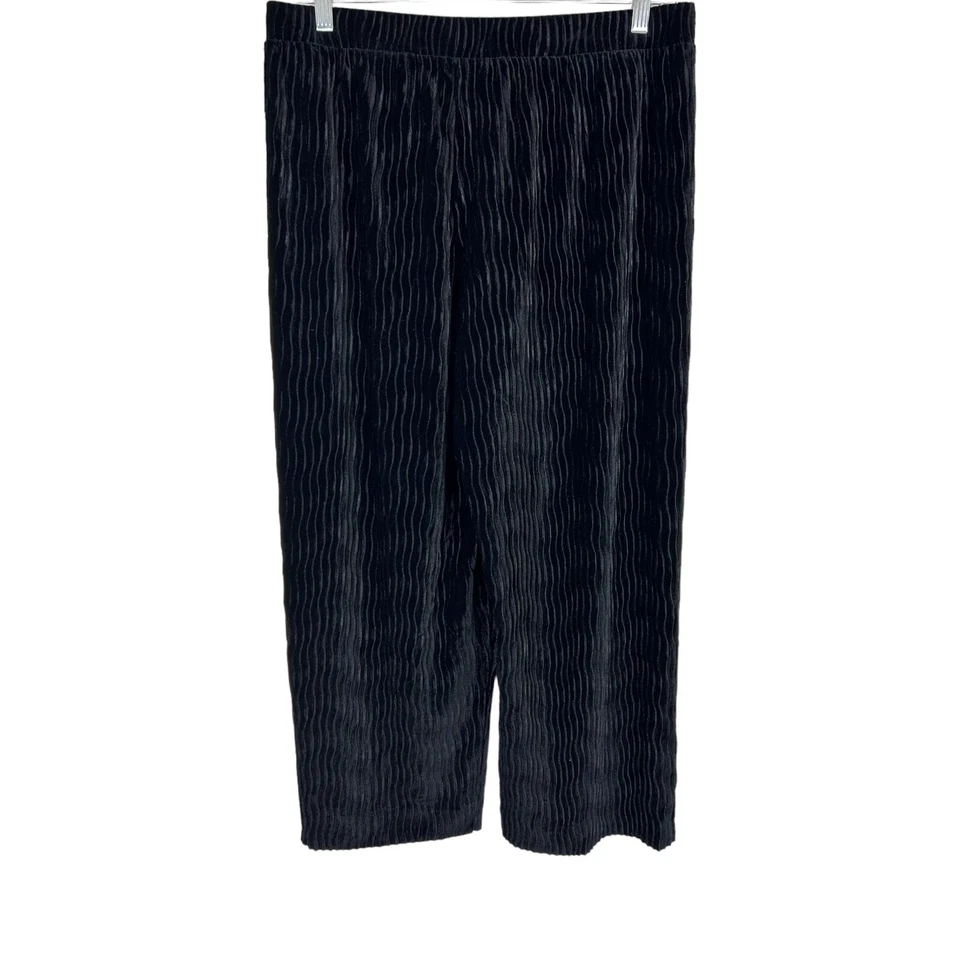 Pantalones para mujer Isaac Mizrahi regulares plisados de terciopelo de pierna ancha negros talla mediana Foto 2 de 2