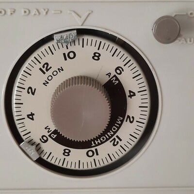Vintage General Electric Automatic Timer 24 Hour Mechanical Model