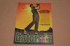 1981 Vintage Print Ad Gatorade Golf sports drink man swing thirst quencher