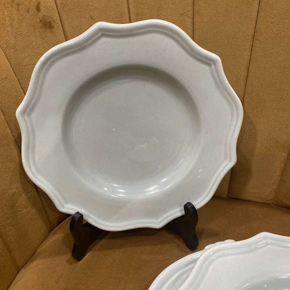 4 Williams Sonoma Manosque salad plates 2 Dinner Plates baroque Portugal Green - Imagem 3 de 4