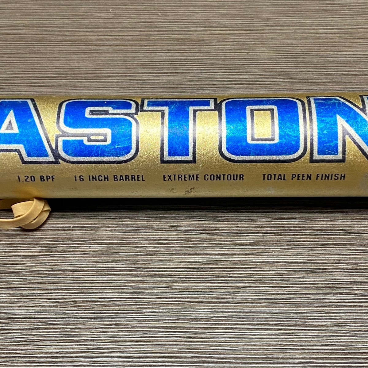 Batte De Baseball Easton Z-Core SZ70-Z8 – 33 Pouces, 21 Oz, Alliage Titane Graphite, Fastpitch