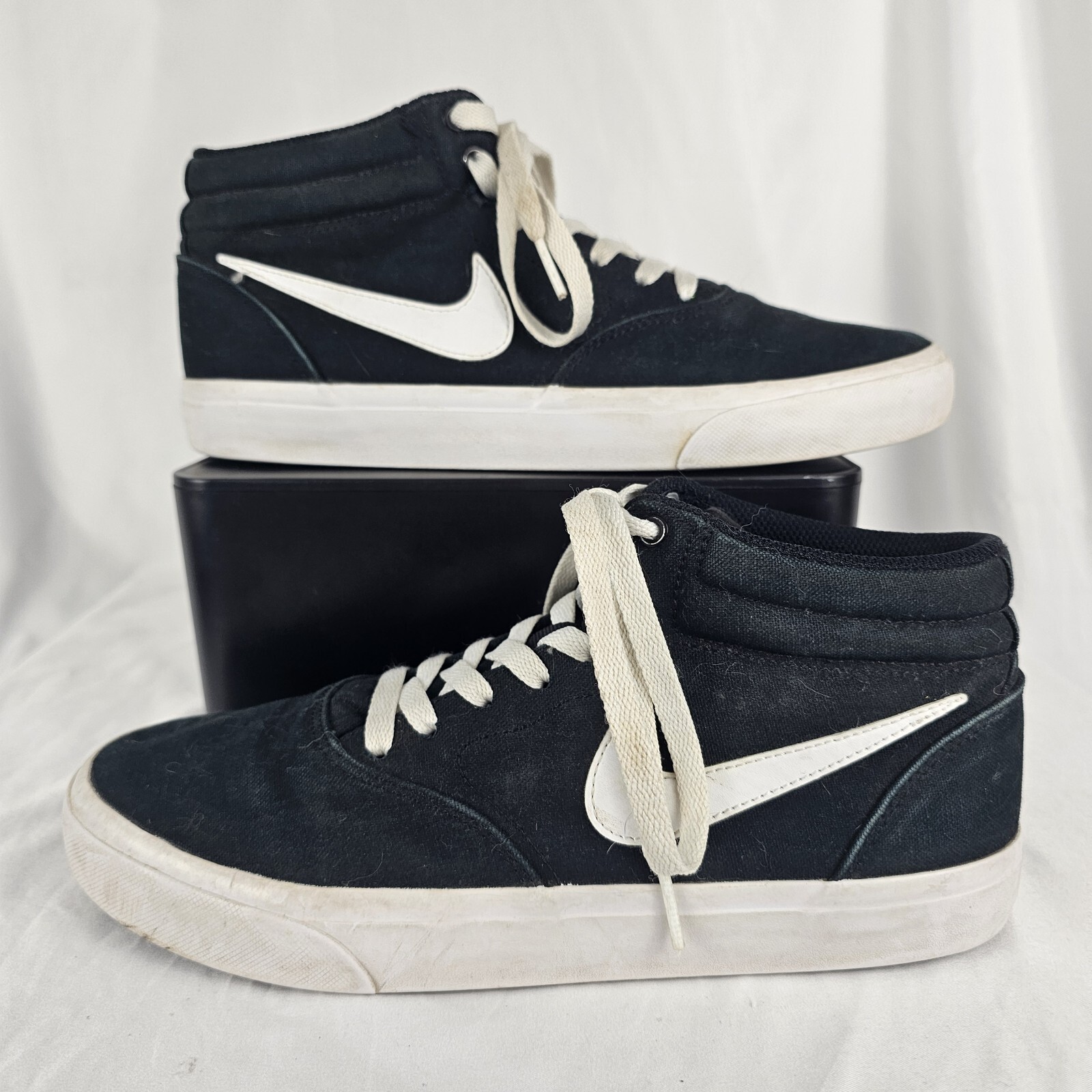 Nike Black SB Charge Mid Canvas Skate Shoe Mid Top Collar Size