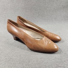 Vintage CHANEL Brown Leather Plain Toe Pump Heels Womens Size 7 Made in Italy