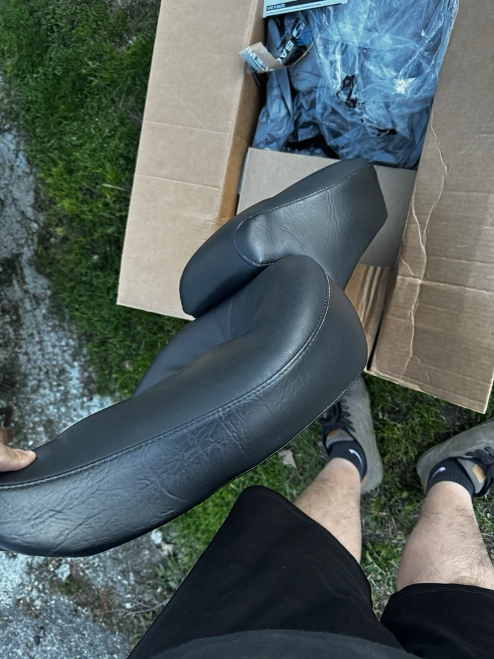 Harley-Davidson Wide Glide Mustang Seat 2003 Foto 3 de 4