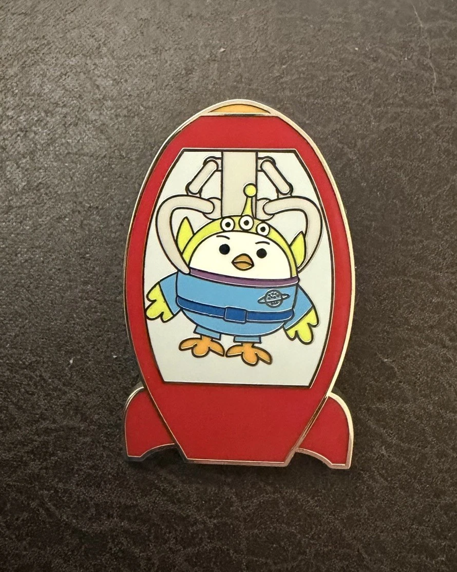 Green Aliens Claw Shanghai Disney Resort SDR Al's Toy Barn Mystery Chicken Pin