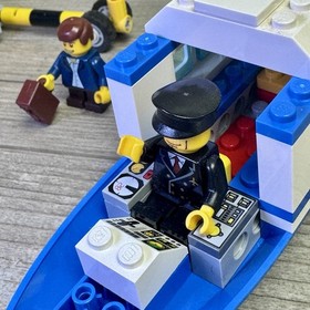 LEGO City Passenger Plane #3181 2010 90% Complete with Mini Figures Preowned