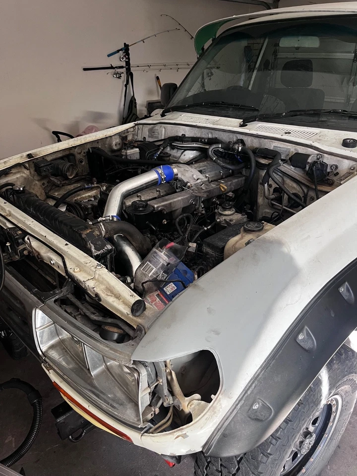 toyota landcruiser 80 series - image 4 of 4