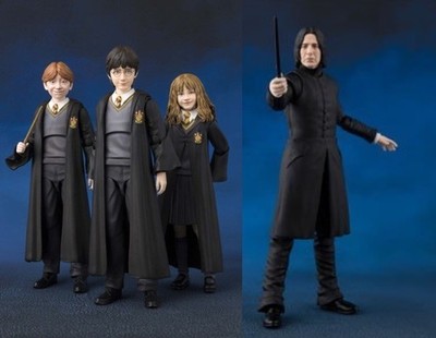 Brand 8 years ago in 2018 Harry Potter Figure 4 piece set Universal