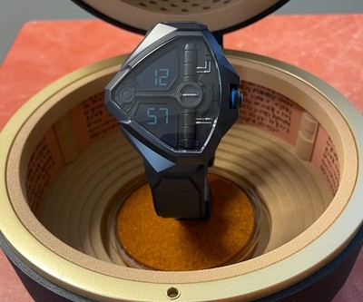 Hamilton Uhr Watch Ventura Edge DUNE Limited Edition Ref. H24624330  