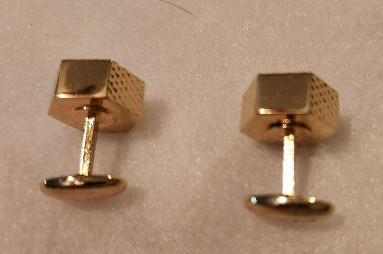 L'Aiglon Midcentury gold tone hexagon cufflinks - image 4