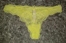 VS DREAM ANGELS lace thong Panty  NEW medium neon lemon