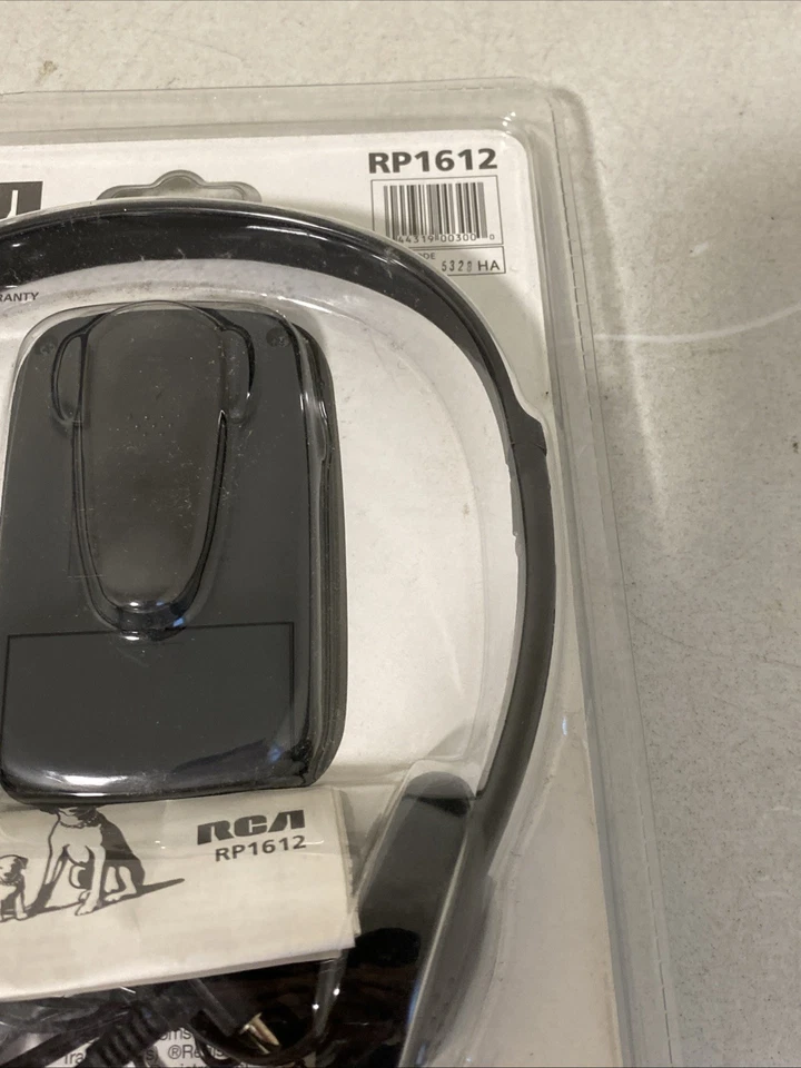 New RCA RP1612 AM/FM Stereo Headset Radio Detachable Belt Clip Lightweight - Image 3 of 4