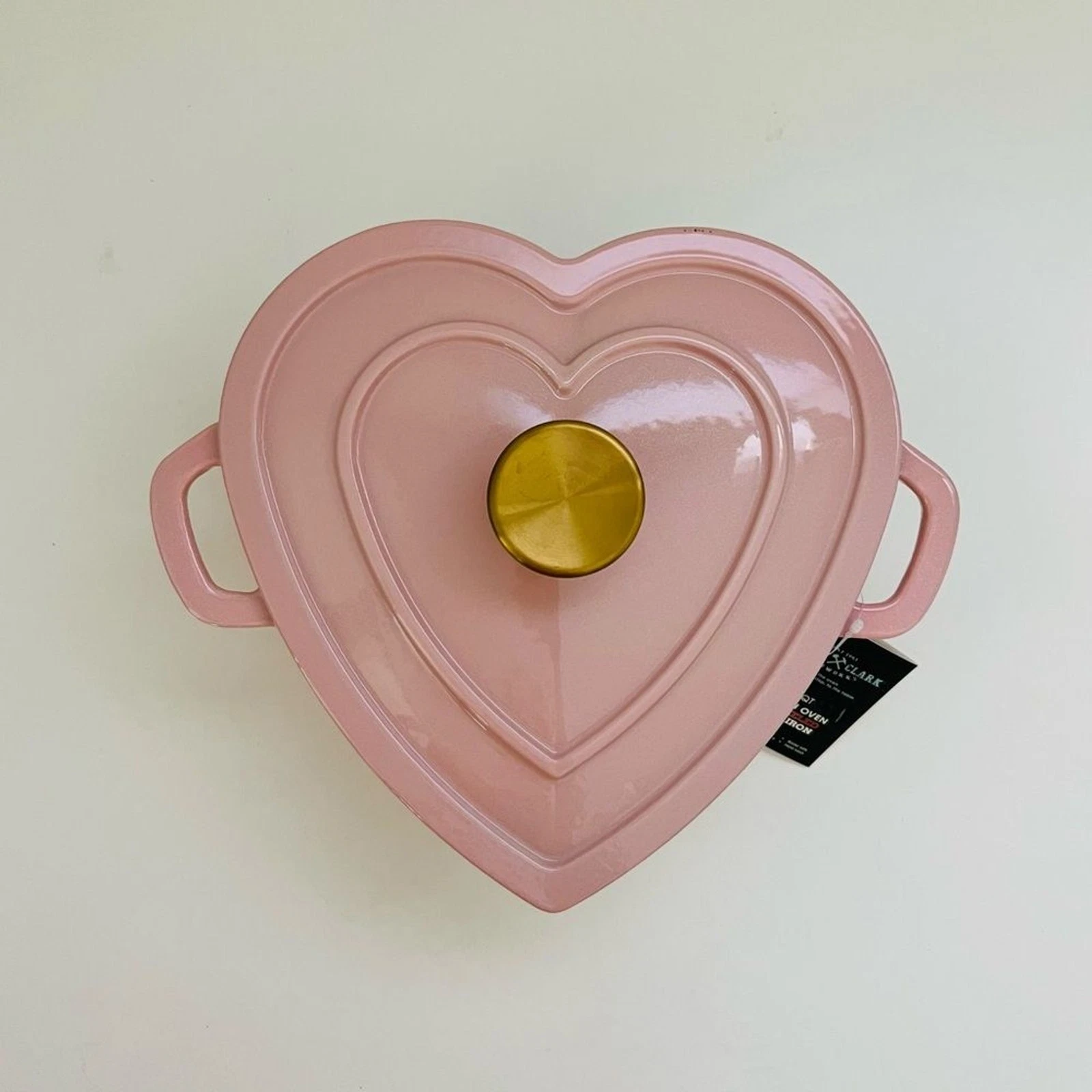 SMITH AND CLARK IRONWORKS 3qt Cast Iron Heart Shaped Dutch Oven