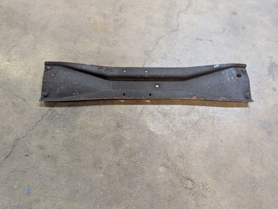 Carrier Bearing Frame Crossmember | Fits 1992 Ford F150
