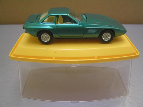 Pilen M 343 Indra Coupe in metallic green made in Spain 1/43 scale Mint in Box - Picture 3 of 10