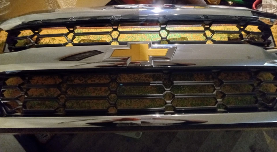 Хромированная накладная решетка для Chevy Silverado - Изображение 3 из 4