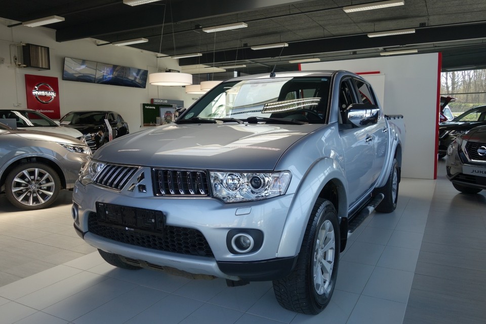 Mitsubishi l200 kb4t