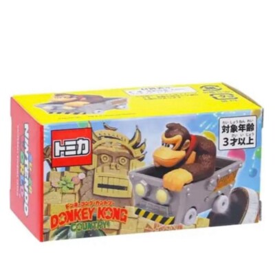 Donkey Kong SUPER NINTENDO WORLD USJ JAPANCountry Mine Cart Tomica