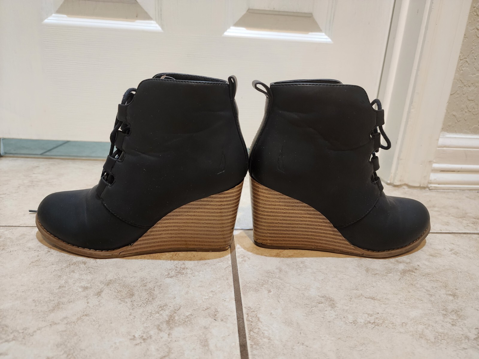 Nautica Rhodes Black Wedges for Women Size 5.5-image