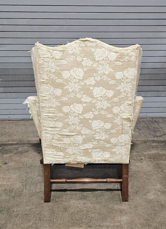 Kittinger Colonial Williamsburg Mahogany New England Style Wing Chair CW 44
