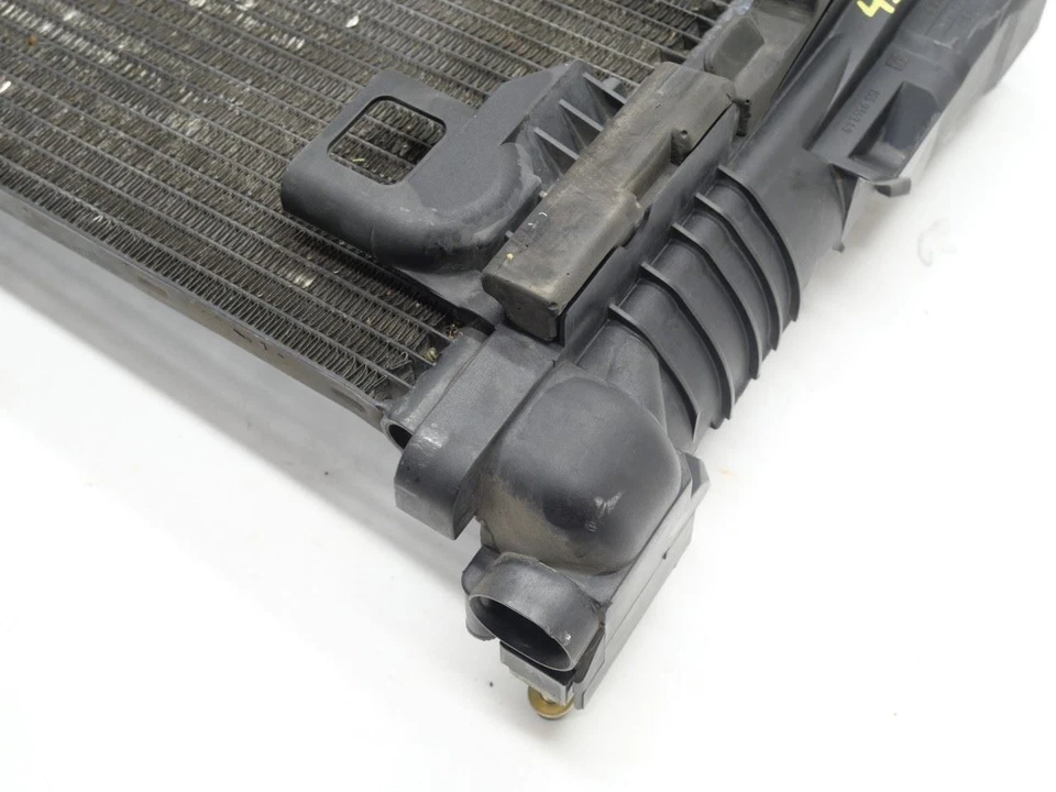 Conjunto de radiador BMW M3 E46 2001-2006 OEM Foto 2 de 4