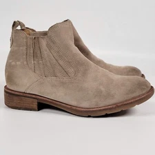 Sofft Bellis III Womens Size 8 M Beige Suede Chelsea Block Heel Ankle Boots