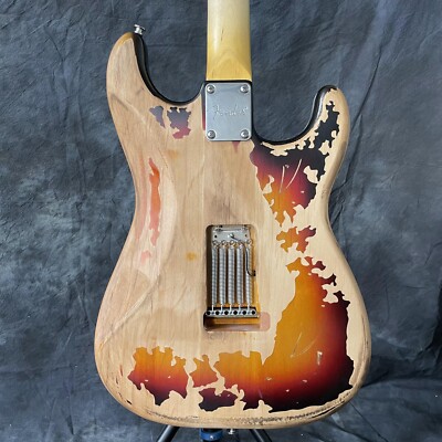 Left-Handed Factory Vintage Relic 6 String ST Electric