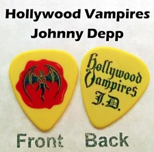 1 Hollywood Vampires Johnny Depp novelty signature Guitar Pick (B-G-H18)