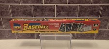 1999 Topps Baseball Cards 26