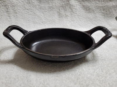 Staub Made In France Mini Oval Black Gratin Pan