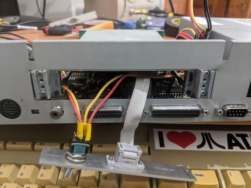 Upgraded/refurbished Atari Mega STE + TOS 2.06 UK + ACSI2STM (no case) - Afbeelding 6 van 15