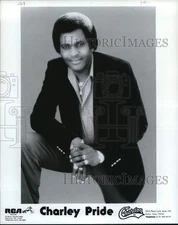 1982 Press Photo Country singer Charley Pride - pip17223