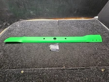 (QTY 2) 8Ten C-BLD-0093 33 1/16" L x 2-5/8" W Lawn Razor Hi Lift Blade, Green