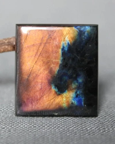 Real Finnish Spectrolite High Quality cabochon Ylamaa Finland - product listing photo