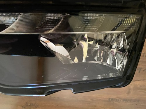 Original Varroc halogen headlamp left Skoda Karoq 57B 57B941015A - Picture 3 of 8