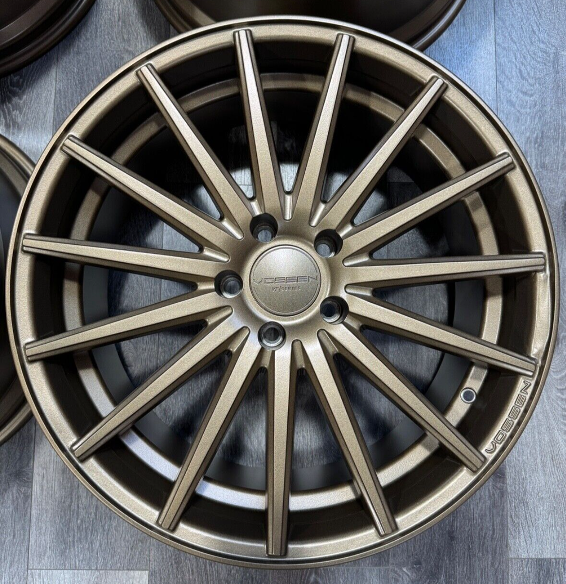 車のパーツ VOSEEN VFS-2 VOSSEN VFS-2 BRONZE STAGGERED 20X9/20X10.5 WHEELS FOR BMW 335 340