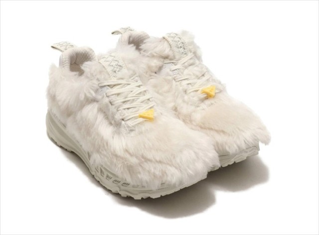 ca805 x bears sneaker